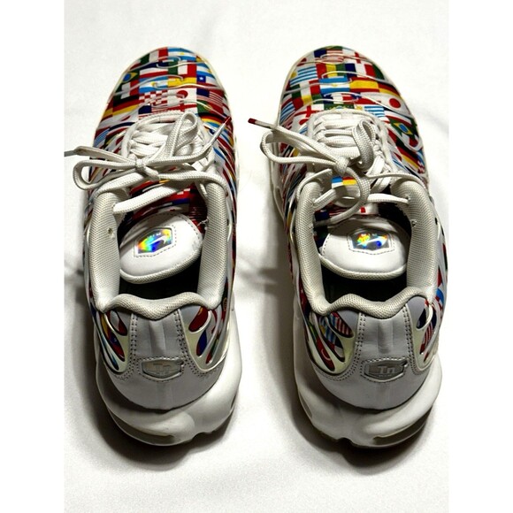 Nike Air Max PlusNIC Shoes Men\'s 8.5 International Flags White Multicolor *READ main image 7